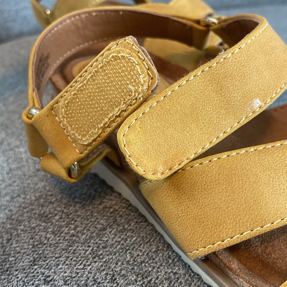 Eurosoft by Sofft Mustard Sandal - Picture 9 of 9